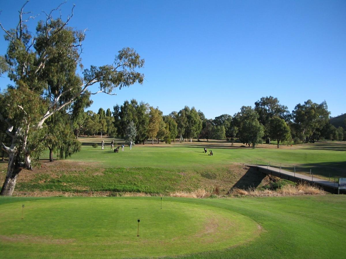 Gundagai Tourist Suites Exterior foto